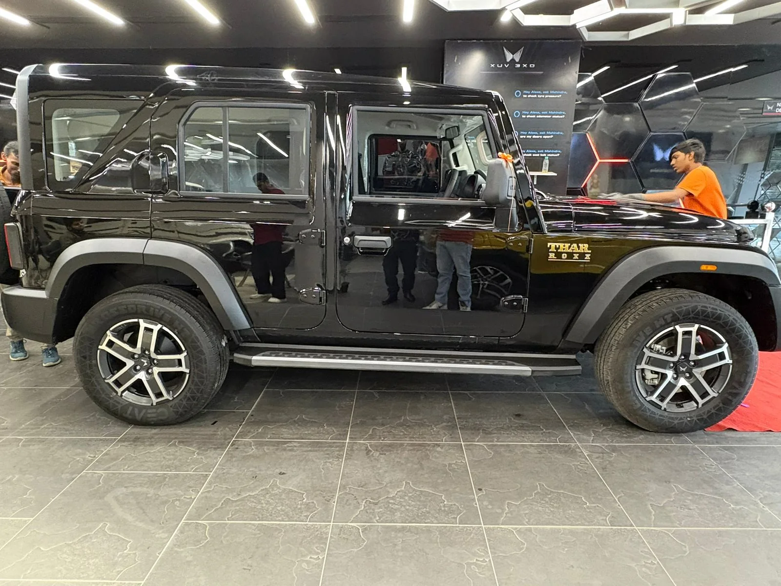 Mahindra Thar ROXX 5-Door • Black